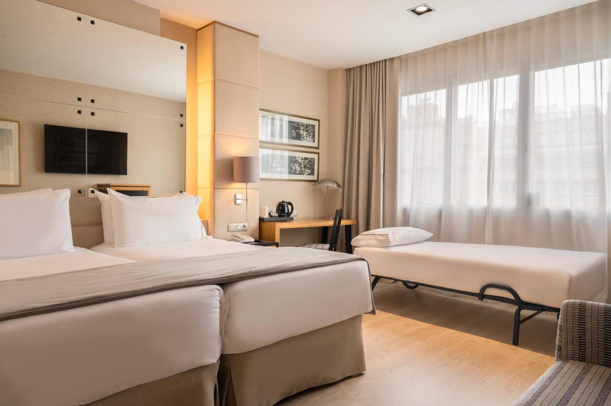 Hesperia Barcelona Presidente Hotel Ngoại thất bức ảnh