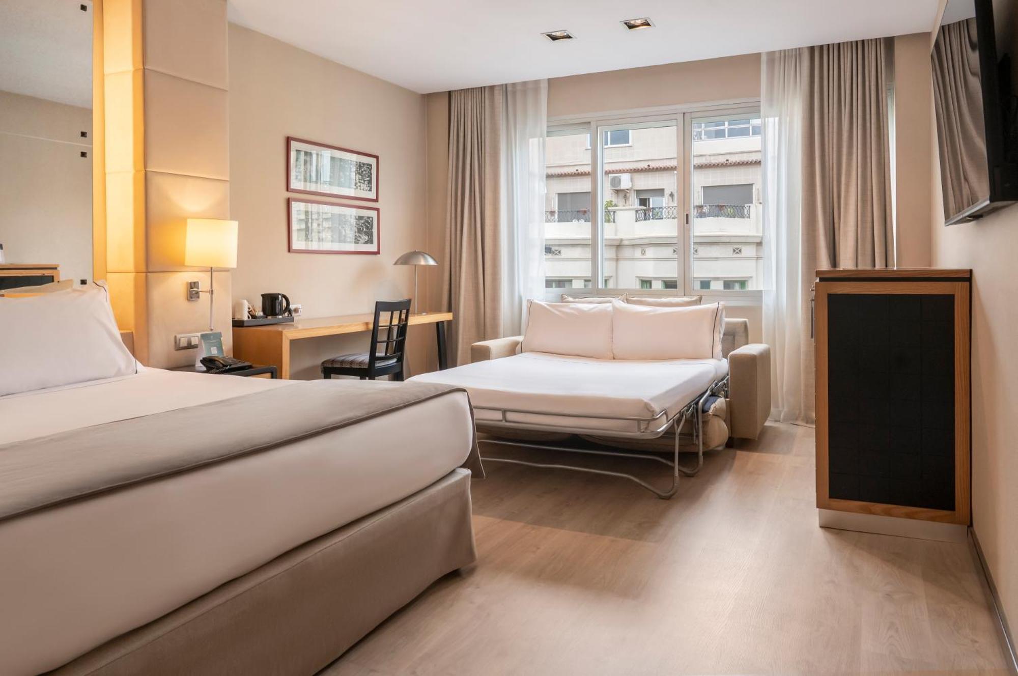 Hesperia Barcelona Presidente Hotel Ngoại thất bức ảnh